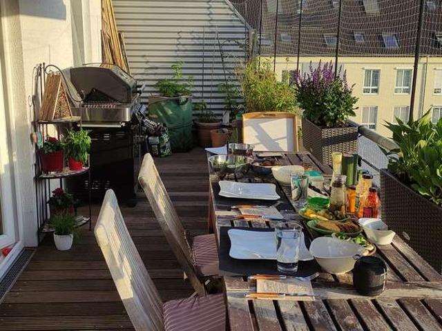 Maisonette mit großem Balkon & Homeoffice Zimmer 20 Min. zum Kölner Hbf