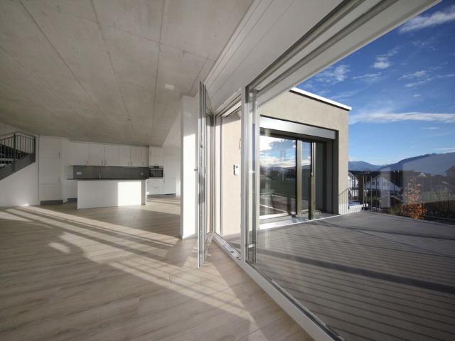 Maisonette apartment with morning sun!