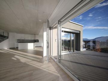 Maisonette apartment with morning sun!