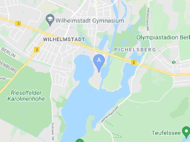 Maisonette apartment with water view directly on Lake Pichelssee, Berlin Amsterdam Apartments for Rent