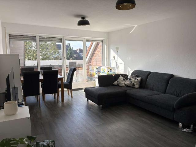 Maisonette Stadtwohnung mit 3 Zimmern und Balkon