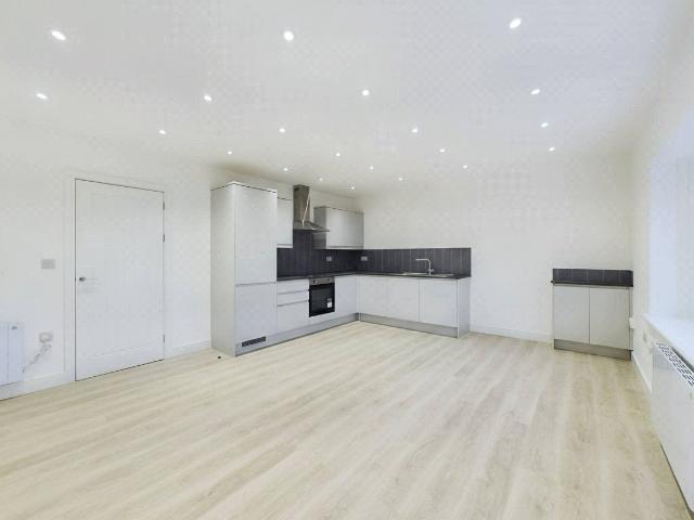 Maisonette to Rent in Camberley Frimley Road PRC240083