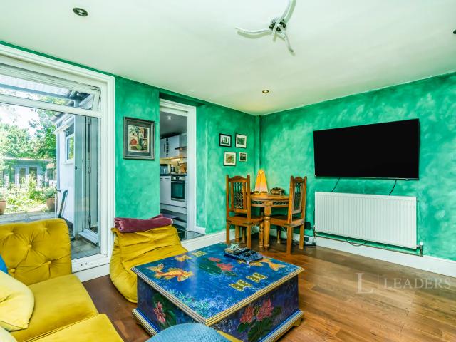 Maisonette to rent in Addiscombe Road, Croydon, CR0 | Leaders
