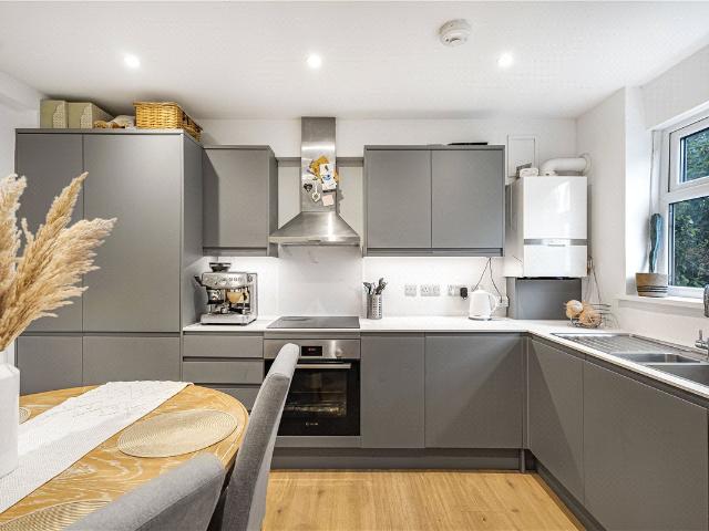 Maisonette to rent in Eynsham, Mill Street, OX29: Oxford: OXL260121