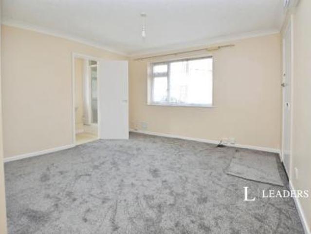 Maisonette to rent in South Street, Colchester, CO2 | Leaders