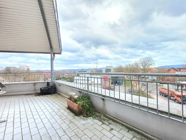 Maisonette Wohnung direkt am Kanal!