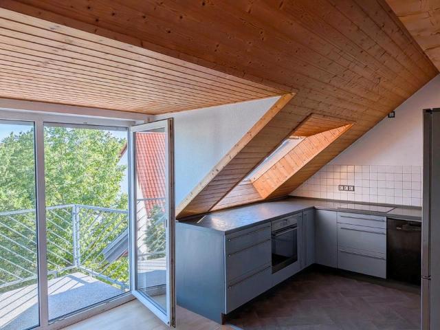 Maisonette Wohnung: Heizung & Fassade neu, Stellplatz Rödersheim