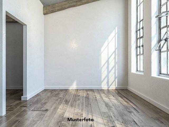 Maisonette Wohnung im 1./2. DG mit Lift und 4 TG Stellplätzen Bj. 2022