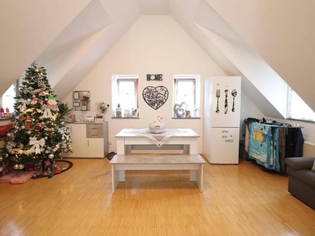 Maisonette Wohnung mit Blick über die Dächer von Feldkirch mit Dachterrasse!