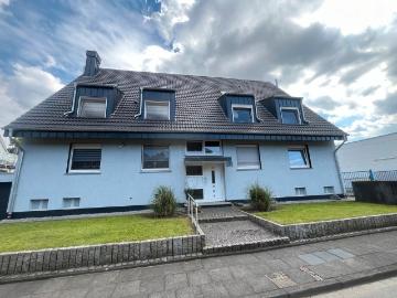 Maisonette Wohnung mit garten und Lagerhallen