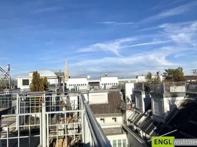 Maisonette Wohnung Wintergarten und Terrasse mit Blick zum Stephansdom