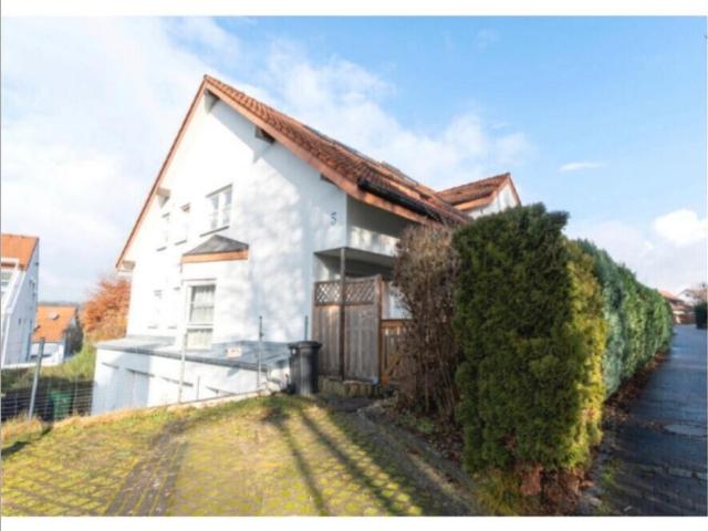 Maisonette 2,5 Zimmer alles Frisch gemacht top gepflegt