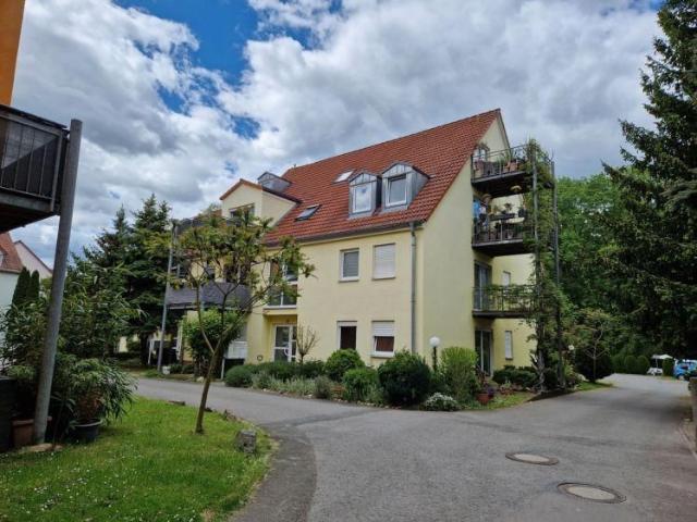 Maisonette, 4 RW m. Balkon + 2 Bädern in idyllischer Stadtrandlage zu vermieten