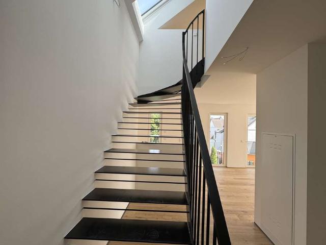 Maisonettewohnung 2 Bäder Galerie Südbalkon Direkt einziehen!