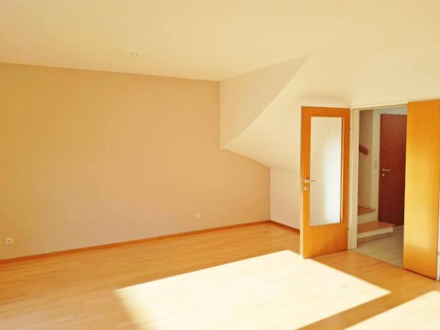 Maisonettewohnung mit 4 Zimmern und Freifläche
