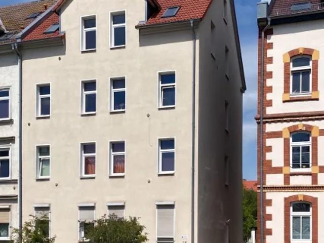 Maisonettewohnung mit modernem Bad. Drei Monate kaltmietfrei für Ihren Einsatz als Maler