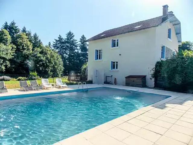 Maisonnais sur Tardoire 87440 Achat / Vente maison 9 pièces t9 piscine terrasse