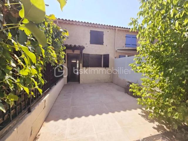 Maisonnette Dans domaine