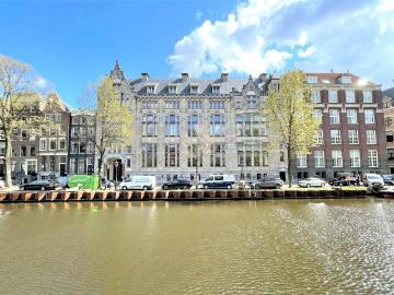 Maisonnette dubbel bovenhuis te huur in Amsterdam