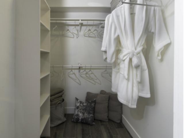 Maison's Landing Apartments 2 Bedroom Apartment for Rent at 4341 S Riverboat Rd, Taylorsville, UT 84123 Taylorsville