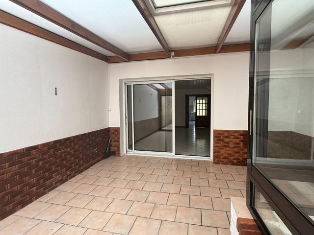 Maisons 10 pièces 240 m2