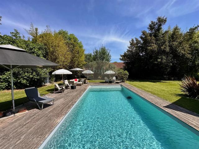 Majestueuse demeure avec piscine 300m² Castelnau Magnoac