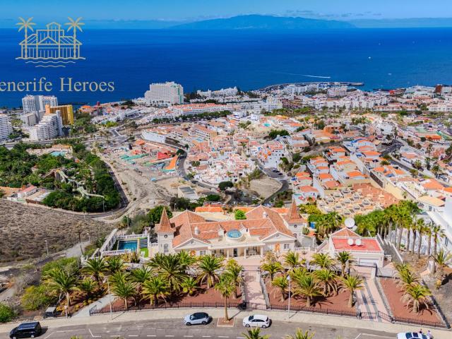 Majestuosa villa de ensueño en venta Costa Adeje, Tenerife
