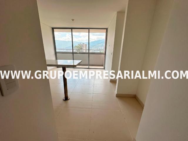 Majestuoso Apartamento En Arriendo Sector La Tablaza Cod: 33773