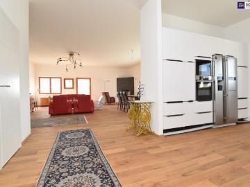 Penthouse for sale in 8151 - Terrasse