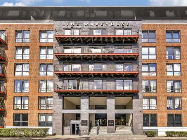 Major Draper Street, London SE18 1 bed flat to rent £1,800 pcm £415 pw