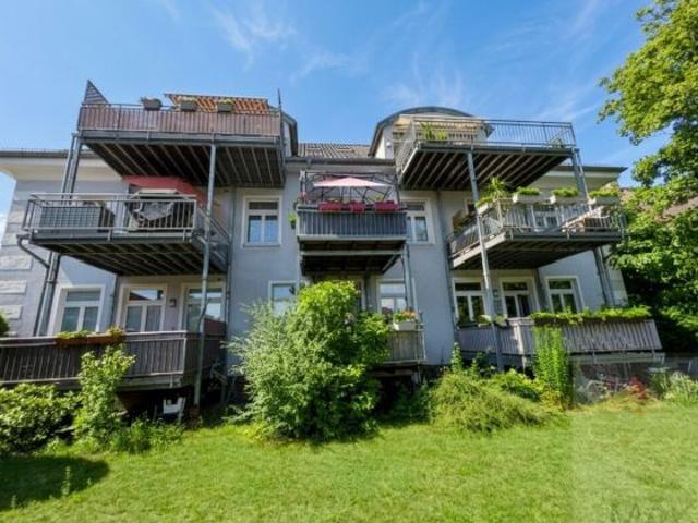 MAK Immobilien: Großzügige 3 Zimmer Wohnung mit großem Balkon in Stahnsdorf