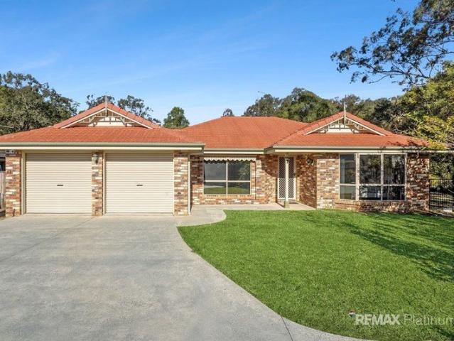 Make a Splash in Parkridge 961mÃÂ² with Pool & Parkland Behind