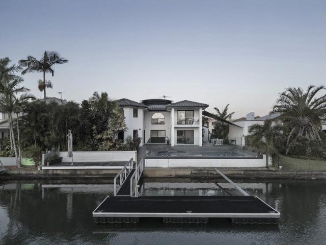 Make an Offer Luxury Waterfront Living on the Canal