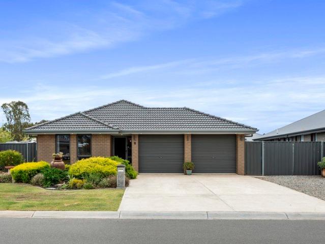 Make room for more Strathalbyn living in full swing