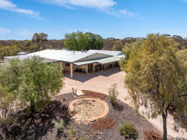 Make This New Year Magical Move Into Your Riverland Dream Property!