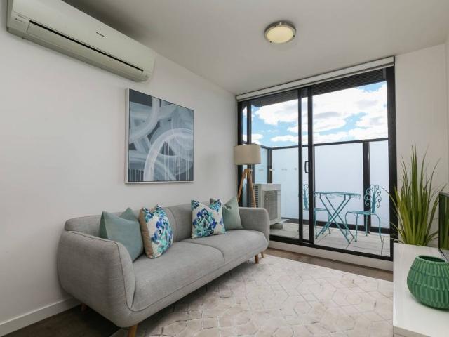 Make Your Move To Pier Street!