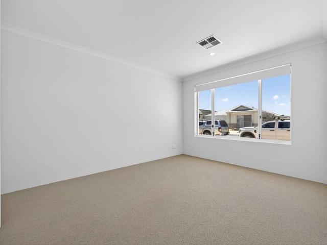 Make Yourself at Home in Modern Yanchep