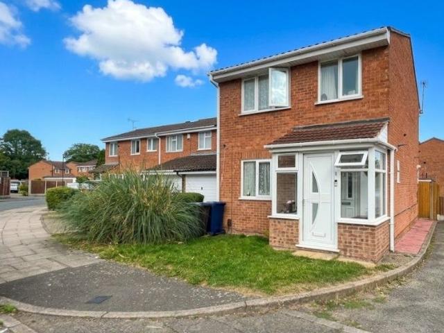 Makepeace Road, Northolt UB5, 3 bed end terrace house to rent, £2,299 pcm | PrimeLocation