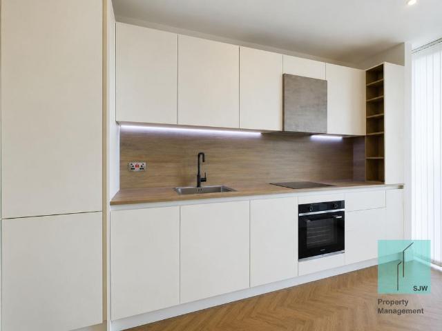 Makers Yard, London E3 1 bed apartment to rent £2,000 pcm £462 pw