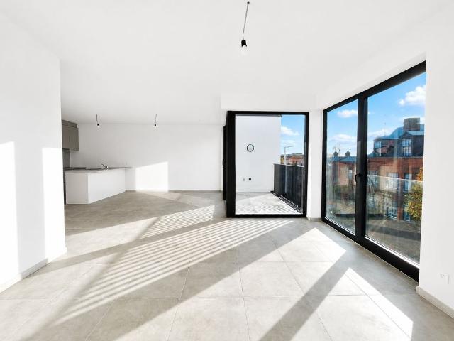 Makkelijk bereikbaar appartement met 2 slaapkamers vlakbij het centrum