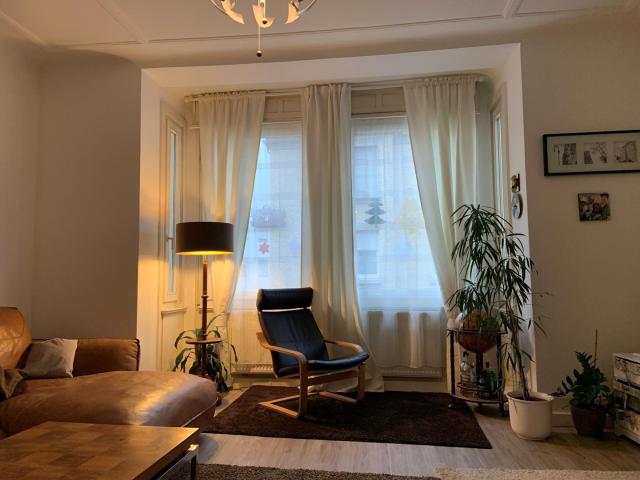 Maklerfrei: Altbau Wohnung mit Charme in begehrter Lage!