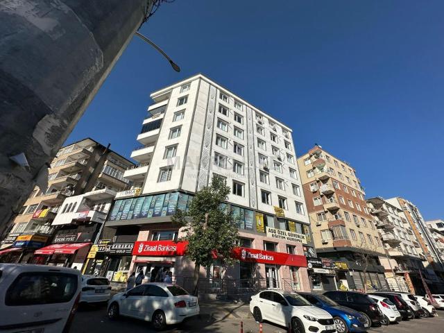 Makro Life Gayrimenkul Den Ofis Tmo Karşısı Satılık Fırsat 2+1 Daire