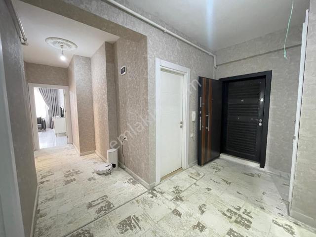Makrolife Gayrımenkulden Bağcılarda Satılık 2+1 Fırsat Daire
