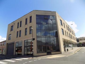 Malt Mill Lane, Gatehouse Mews Malt Mill Lane ST16, 1 bed flat to rent, £695 pcm | PrimeLocation