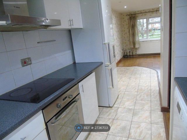 Malta Close, Basingstoke RG24, 1 bed flat to rent, £1,100 pcm | PrimeLocation