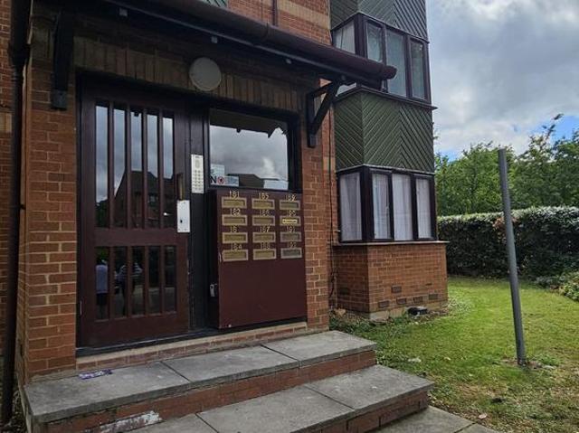 Maltby Dr EN1 Studio to rent £1,250 pcm £288 pw