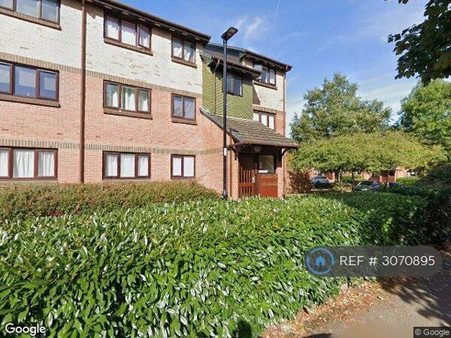 Maltby Drive, Enfield, EN1 2 bed flat to rent £1,600 pcm £369 pw