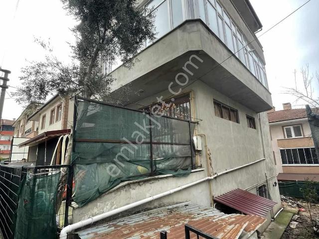 Maltepe Mah Bahçe Kullanımlı Kiralık 3+1 Daire