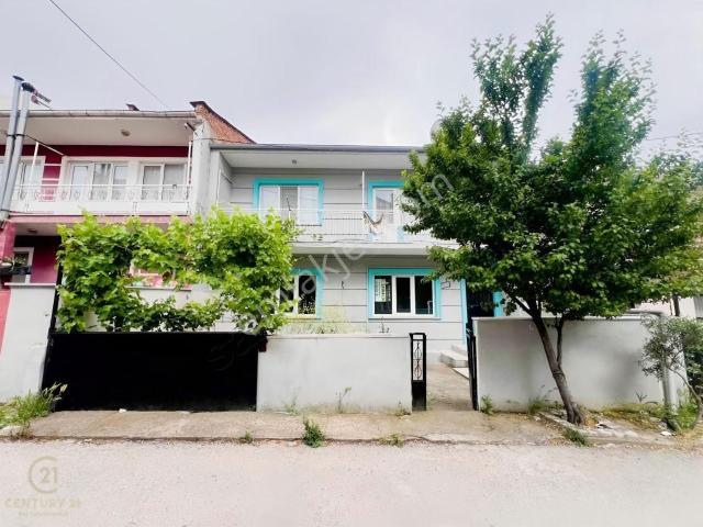 Maltepe Mah. Bahçeli İçi Yenilenmiş Kiralık 2+1 Daire
