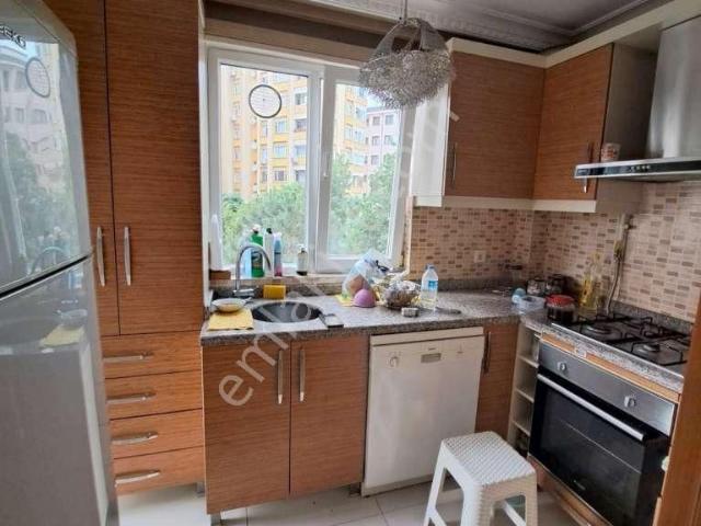 Maltepe Metronun Dibinde Yeni Binada Ayrı Mutfaklı 2+1